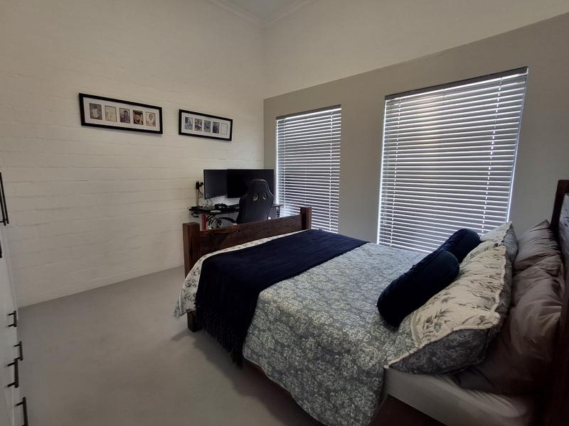 3 Bedroom Property for Sale in Britannia Bay Western Cape
